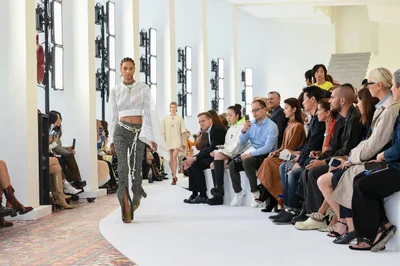 Look 12